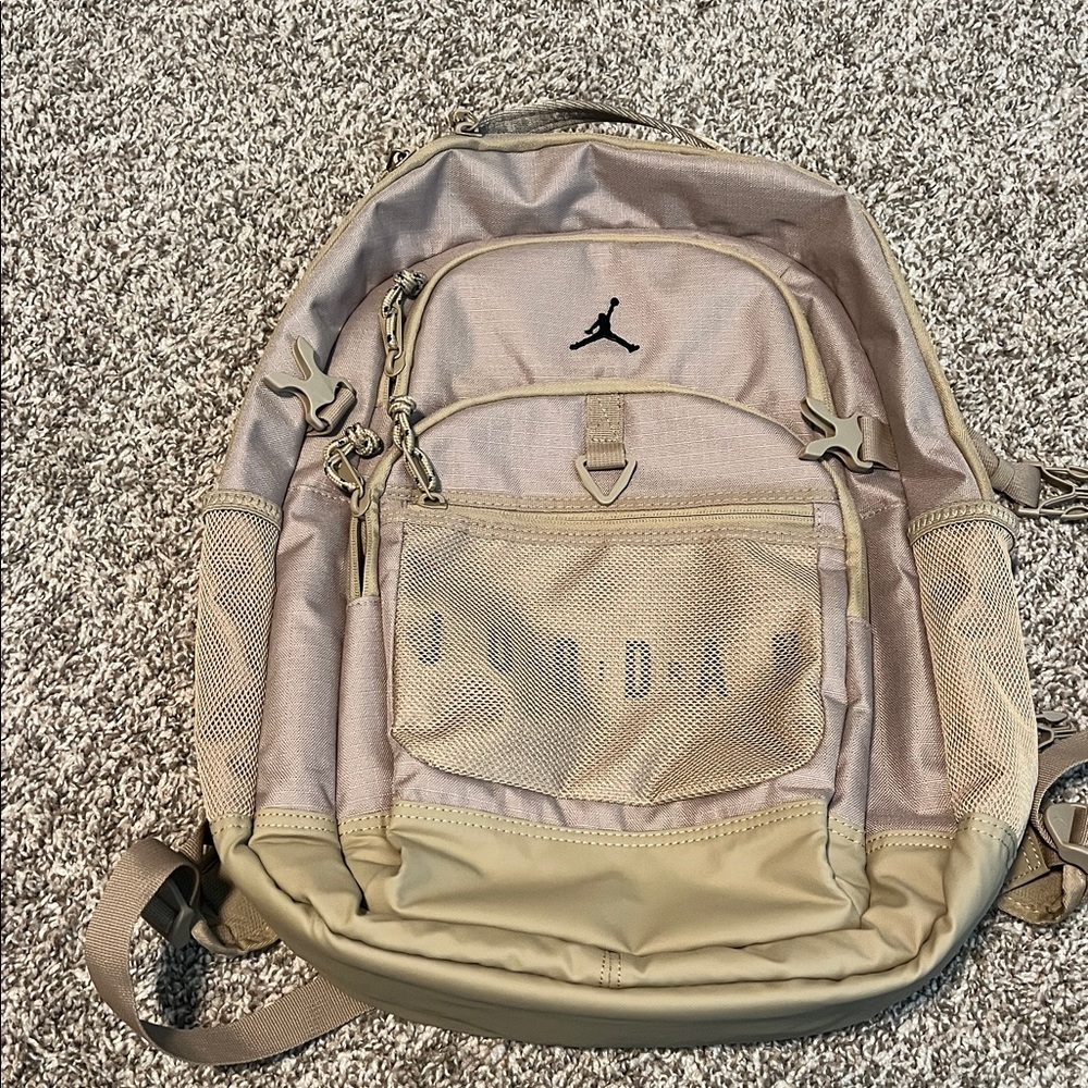 Jordan Beige Backpack with Black Logo - Picture 5 of 8